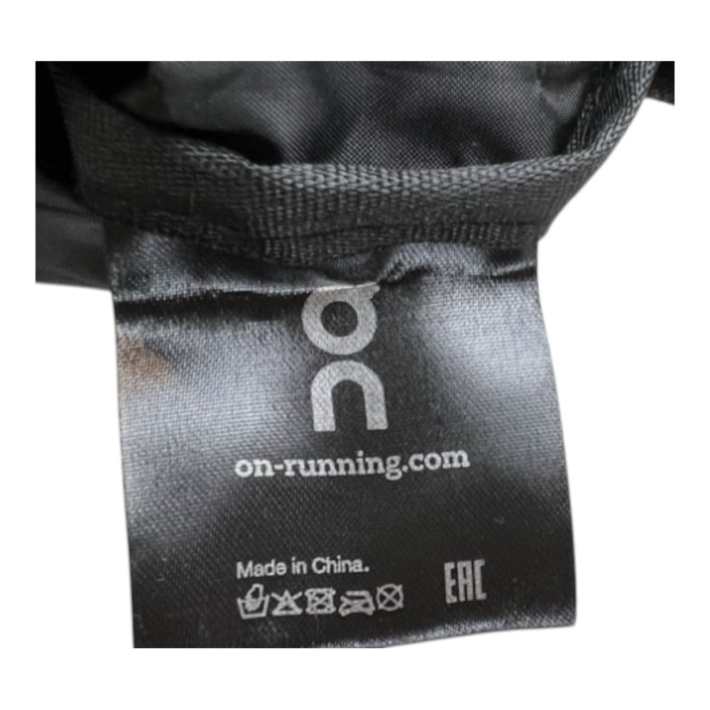 {EUC} On Running On Cloud Black Fold Down Lightweight Backpack Bag - Picture 4 of 6